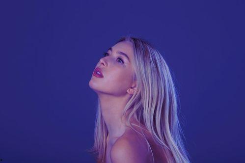 伊芙索菲亚生活照,生活照中的优雅与魅力