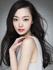 杨蕾蕾个人资料,才华横溢的年轻艺术家，艺术与人生的完美融合